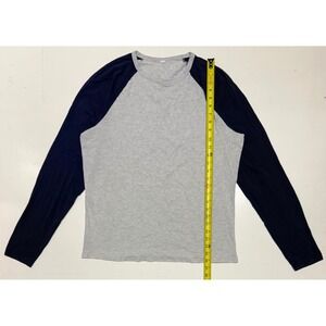 Lululemon Mens Raglan Long Sleeve Shirt Grey Navy Blue Athletic Crew Neck L